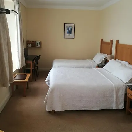 بيت ضيافة Killarney House Western Road 3*