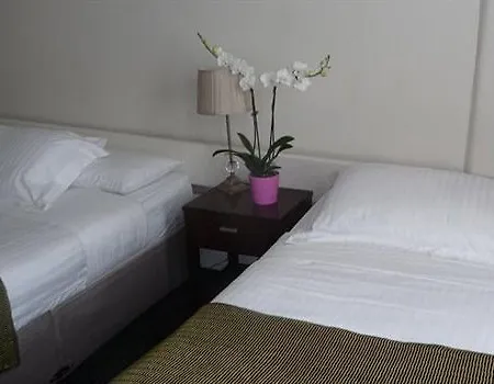 بيت ضيافة Killarney House Western Road 3*