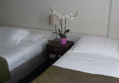 Gæstehus Killarney House Western Road 3*