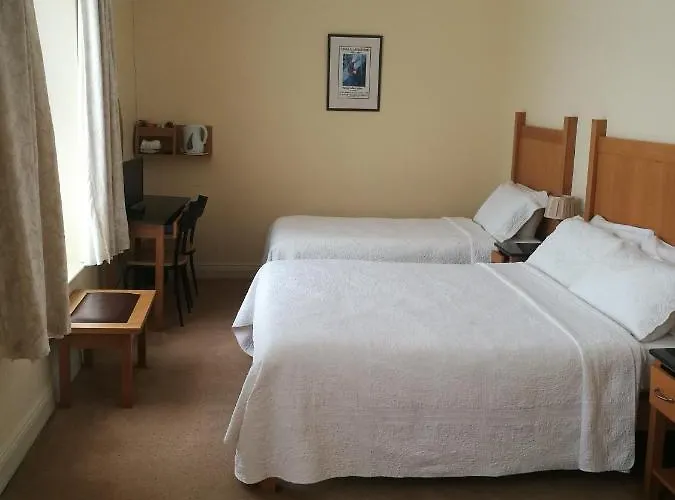 Гостевой дом Killarney House Western Road 3*