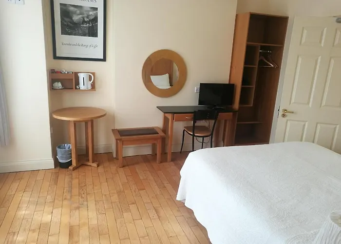 Гостевой дом Killarney House Western Road