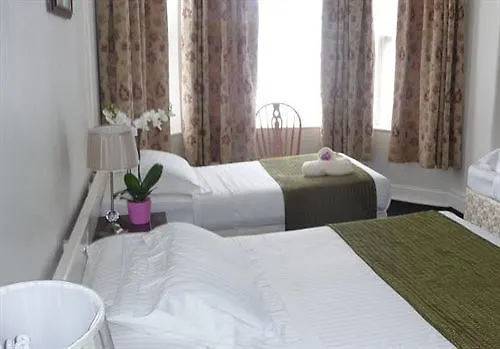 Killarney House Western Road Гостевой дом 3*